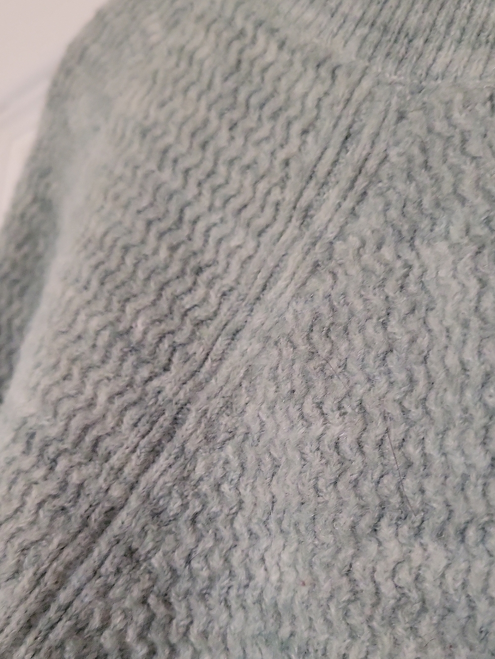 Loft Small Sweater - Picture 3 of 6